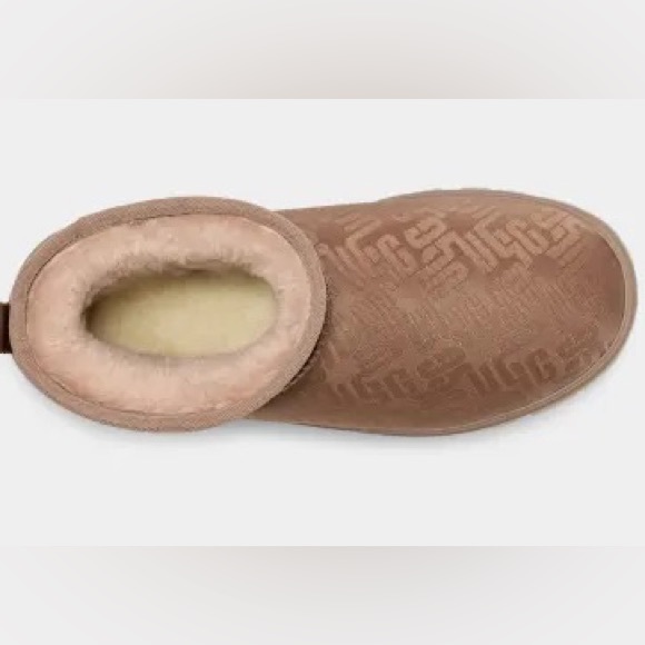 Ugg classic ultra mini boot monogram - Picture 7 of 9